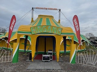 Winterzirkus in der Katzenklasse